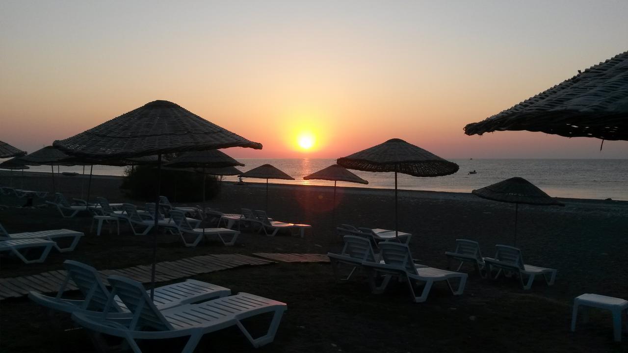 Hotel Yavuz Bungalow Çıralı Exterior foto